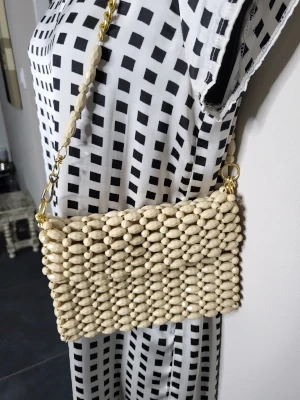 pochette_vintage_perles