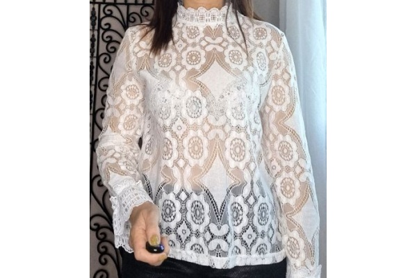 blouse_dentelle_blanche_devant_2_379259659