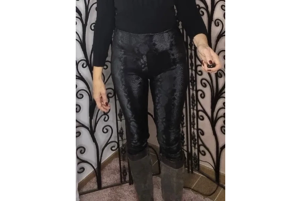 calecon_leopard_vynil