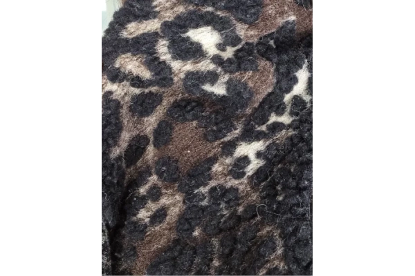 gilet_tissu_leopard