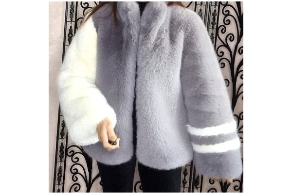 manteau_grosse_fourrure_face_2